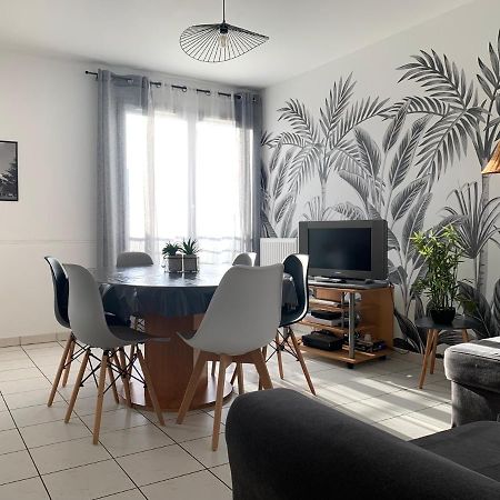 Disney, Sunny Comfortable 2 Bedrooms Family Apartment, 8 Pers, Wifi, Netflix Chessy  Extérieur photo